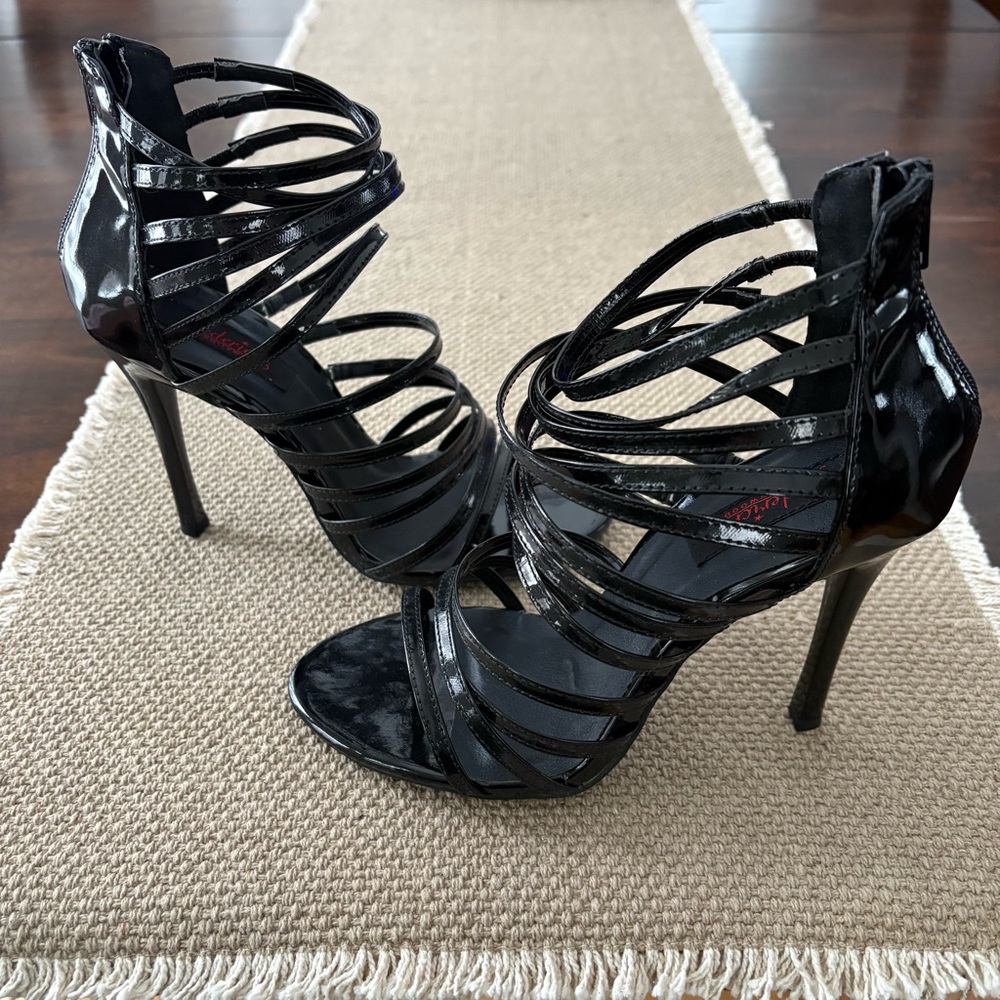 Never Worn in Box Fredericks of Hollywood Starlet Black Strappy Heels